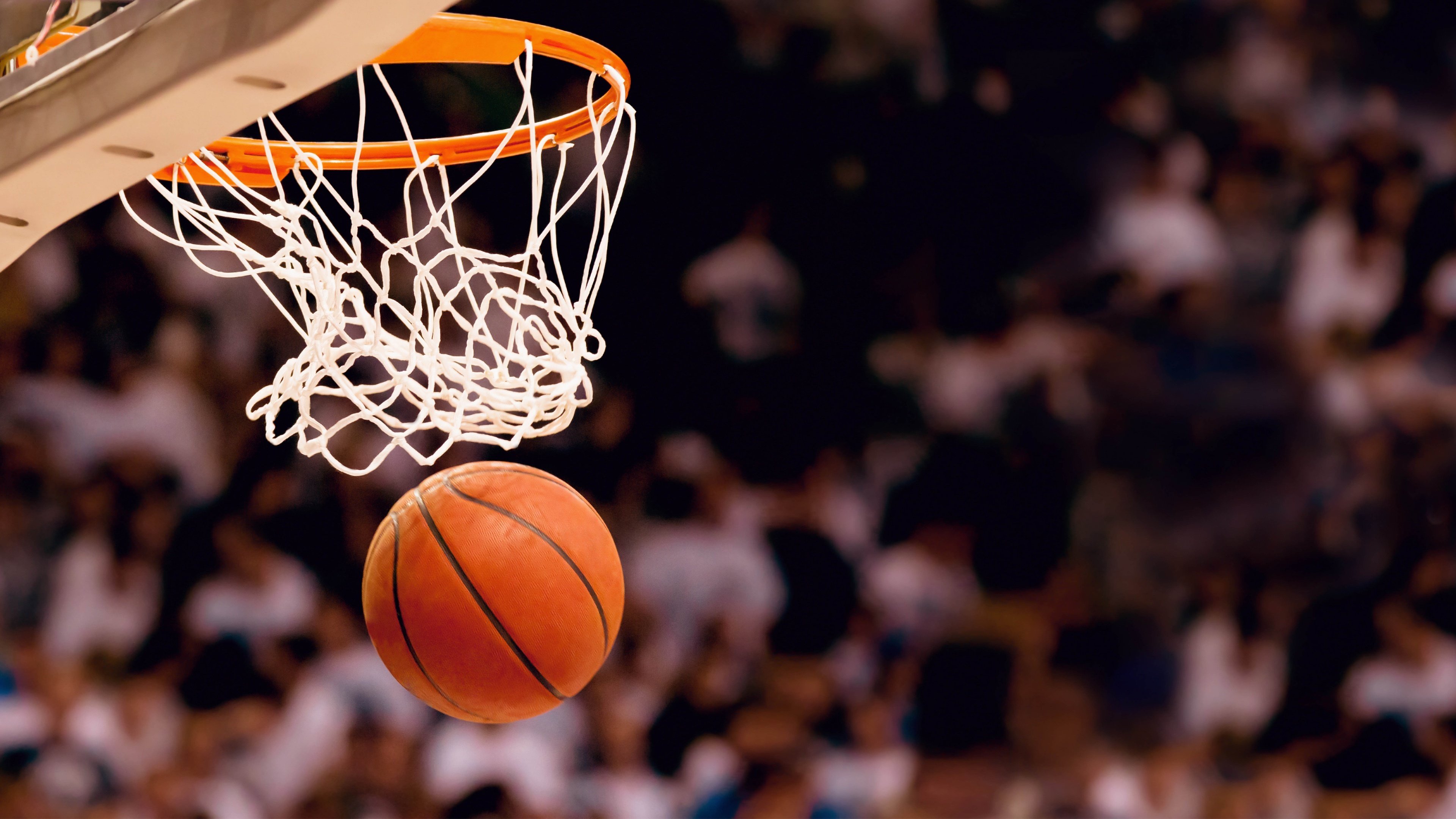 绝境玫瑰,当红黑军团在抢七的风暴眼中,用连续得分碾碎蓝鹰的翅膀